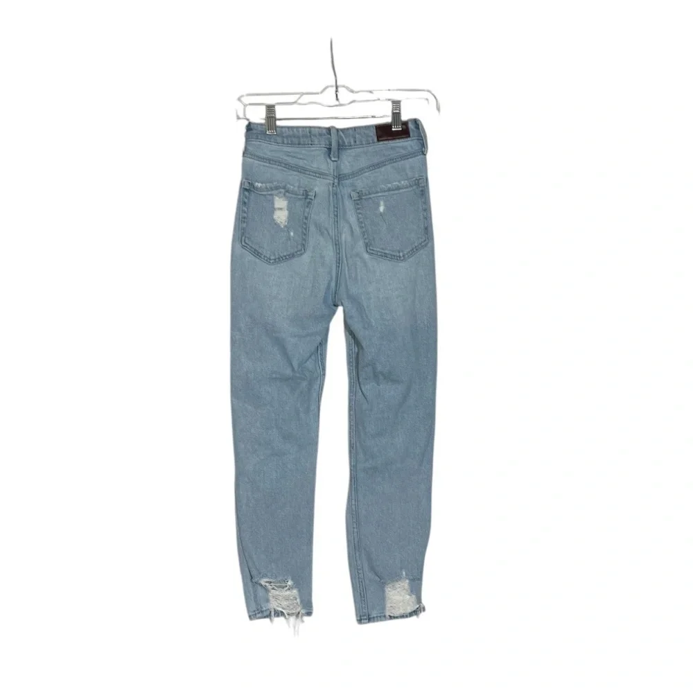 Hollister Ultra High Rise Mom Jeans Ripped Size 0